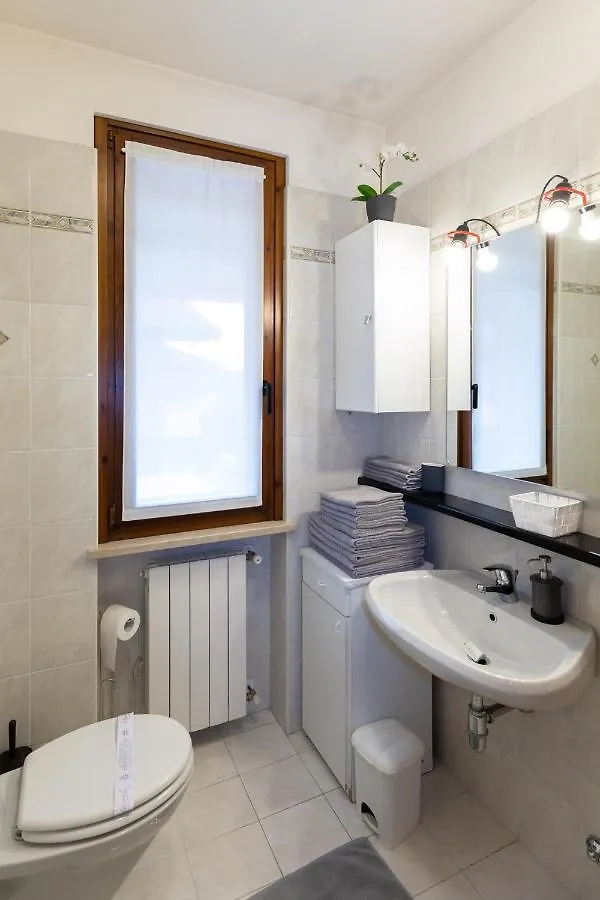 Appartamento Almar Sirmione 0*,  Italia